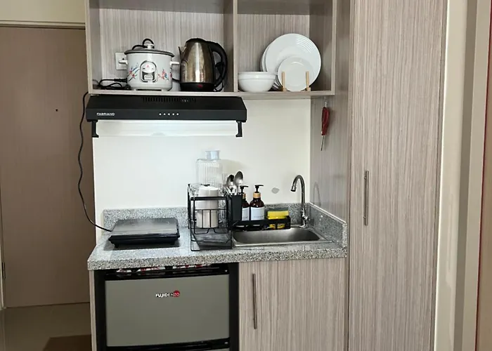 Apartahotel G's Staycation Urban Deca Towers Cubao Manila