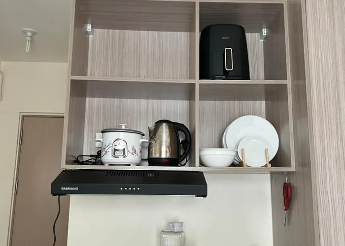 Apartahotel G's Staycation Urban Deca Towers Cubao 4*