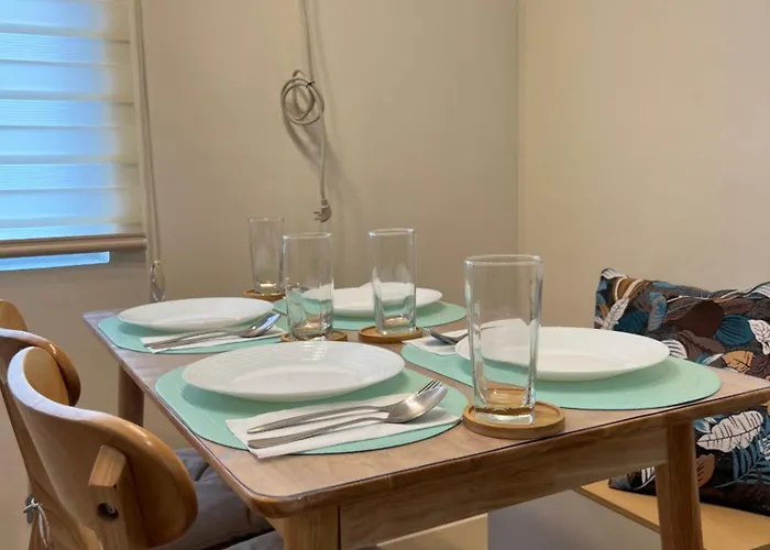 G's Staycation Urban Deca Towers Cubao 4*